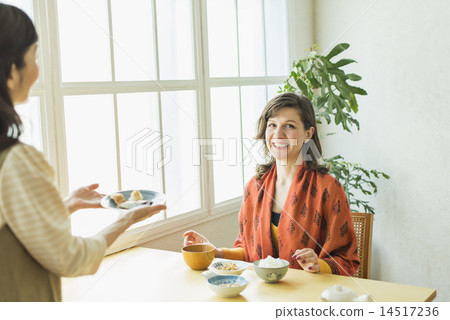 高級英語/寄宿家庭 14517236