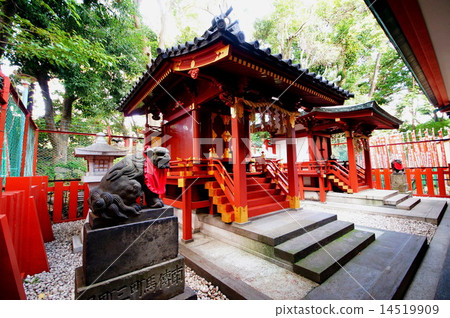 東京Sanno Hakaba Shrine Susumu Sannari Inari神社的十家公司（東京都千代田區永田町） 14519909