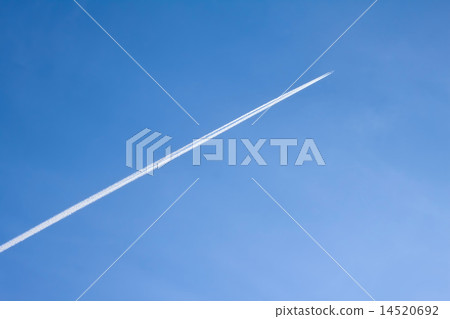 sky track 14520692