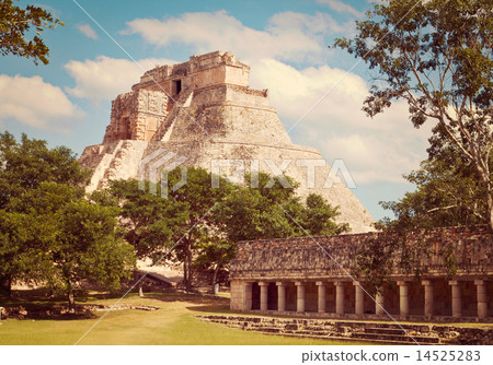 Mayan pyramid Pyramid of the Magician in Uxmal 14525283
