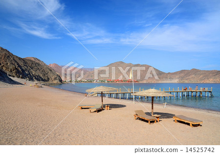 Views of the secluded beach and the gulf Views of the secluded beach and the gulf 14525742