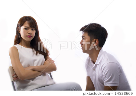 Angry Young Couple 14528669
