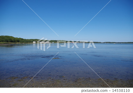 Lake Saroma 14538110