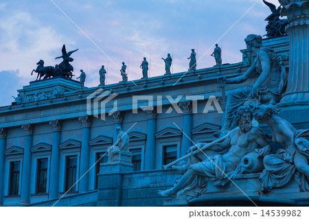 Vienna's Parliament Building 14539982