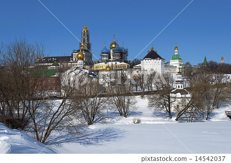 Trinity Sergius Lavra of Sergiev Posad in winter 14542037