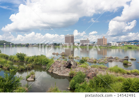 Summer at the Kiso River in Inuyama, Japan 14542491