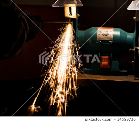 sharpening process 14559736