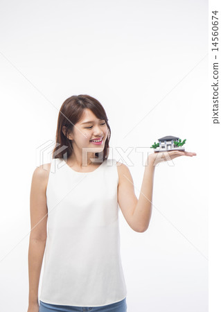 Relationship/ Property 14560674