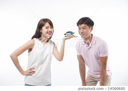 Couple/Relationship/Property 14560680