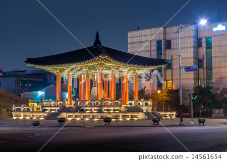 Bell Pavilion at Hwaseong Fortress 14561654