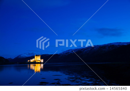 Eilean Donan Castle, Scotland 14565840