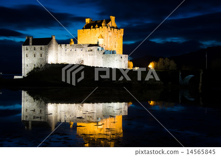 Eilean Donan Castle, Scotland 14565845