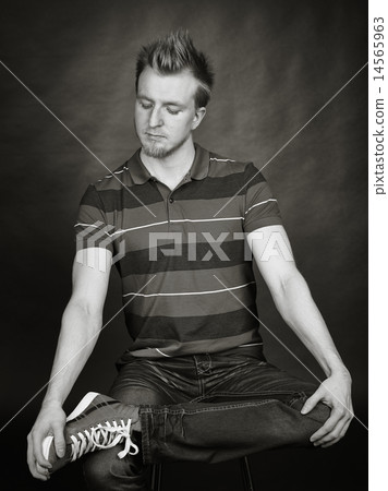 Expressive man Expressive man 14565963