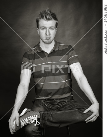 Expressive man Expressive man 14565968
