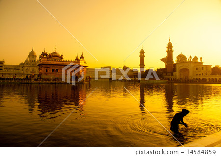 Amritsar Golden Temple Amritsar Golden Temple 14584859