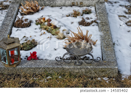 mountain cemetery iron cross mountain cemetery iron cross 14585402