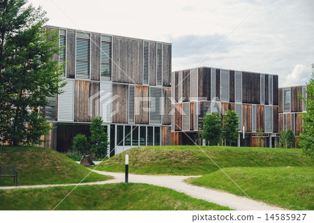 Modern building on campus 14585927