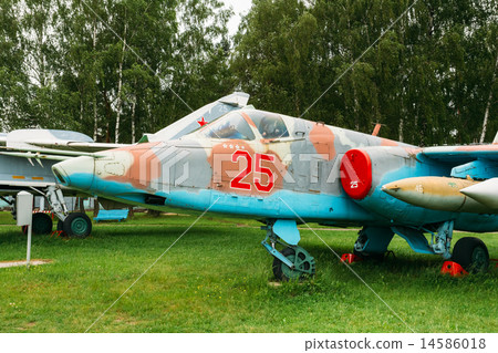 Su-25 - Soviet armored single subsonic attack aircraft designed Su-25 - Soviet armored single subsonic attack aircraft designed 14586018