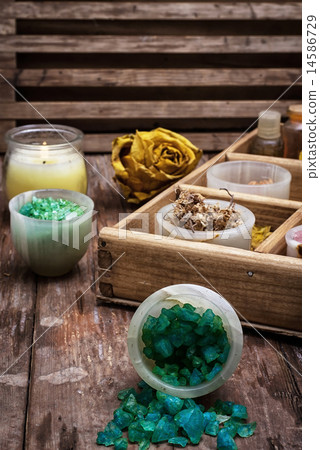 wooden box with accessories for Spa treatments wooden box with accessories for Spa treatments 14586729