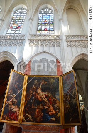 Elevation of Christ by Rubens 14588953