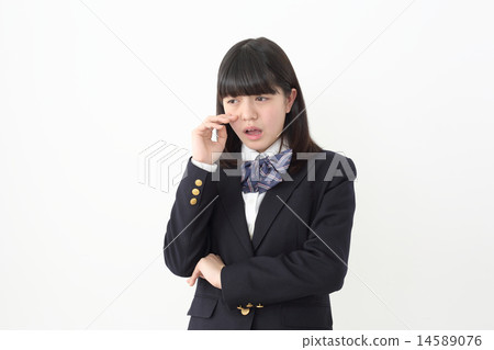 學校的女孩在哭 學校的女孩在哭 14589076