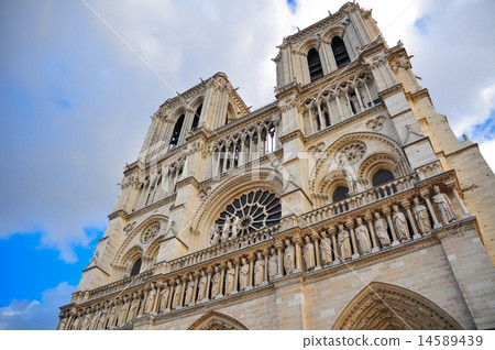 Notre Dame Cathedral 14589439