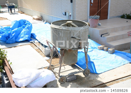 Exterior construction 14589826