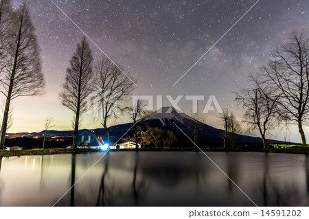 Fujisan with Star and milkyway Fujisan with Star and milkyway 14591202
