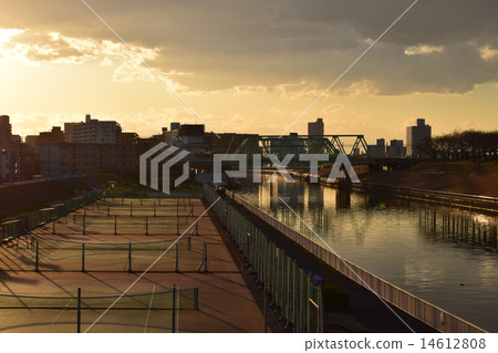 Tennis court at dusk Tennis court at dusk 14612808