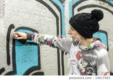 Graffity artist 14617883
