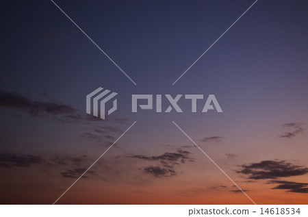Dusk sky 14618534