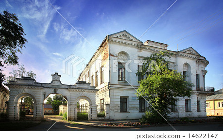 old mansion house landlord, Russia 14622147