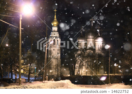 Old church in winter Old church in winter 14622752