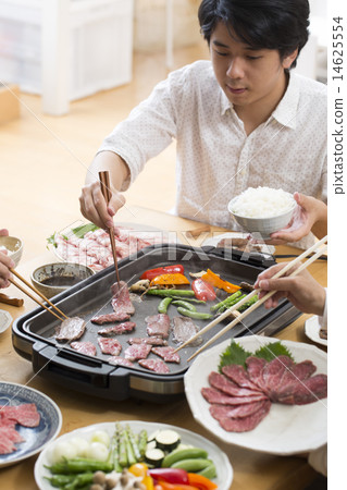 Grilled meat 14625554