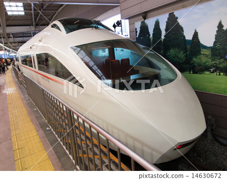 Odakyu Romance Car 14630672