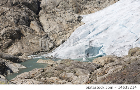 Svelgabreen glacier (Norway) Svelgabreen glacier (Norway) 14635214