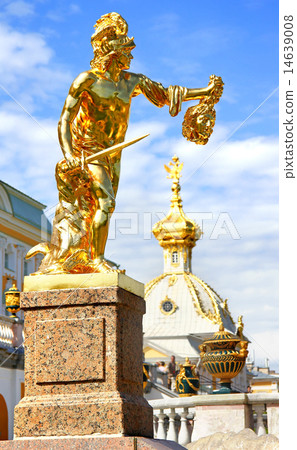 Perseus with the Head of Medusa Perseus with the Head of Medusa 14639008