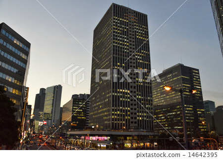 Osaka Station front building 14642395