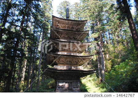 Haguroyama five-storied pagoda Haguroyama five-storied pagoda 14642767