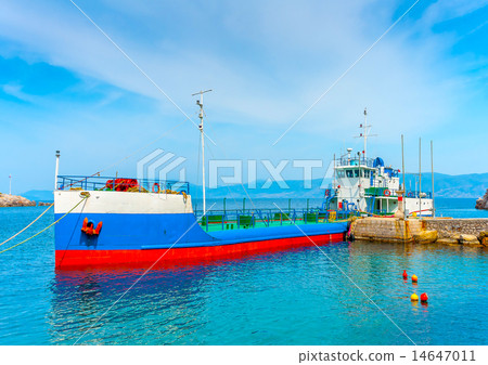 14647011