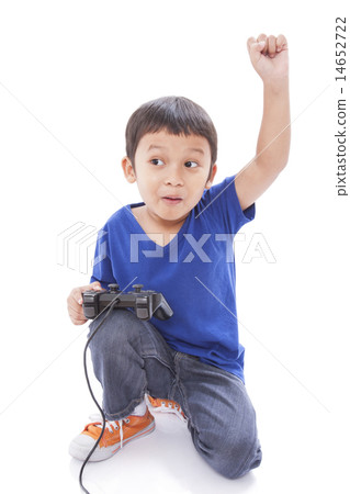 Boy playing video game  14652722