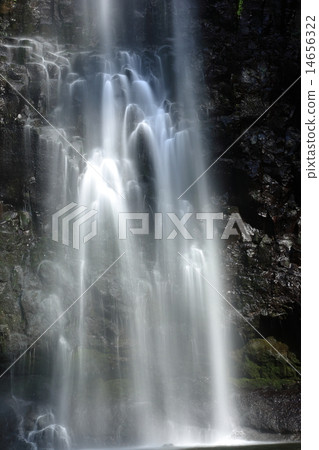 Tamadare Falls 14656322