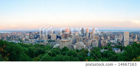 Montreal panorama 14667163