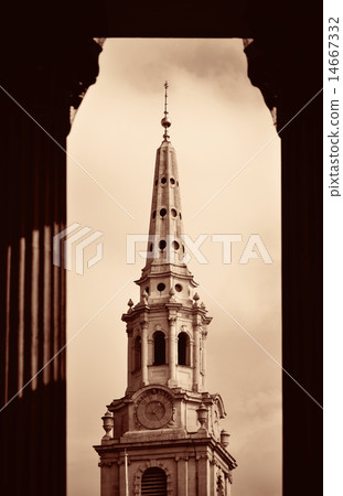 Trafalgar Square 14667332