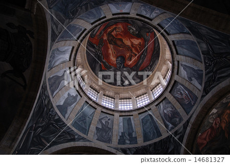 墨西哥瓜達拉哈拉Hospicio Cabanas天花板畫 14681327