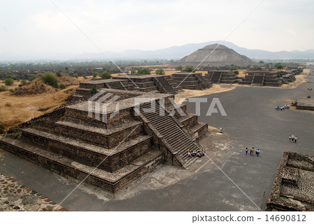 特奧蒂瓦坎仍留在墨西哥 14690812