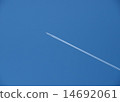 飛機雲彩的繪畫在藍天的 14692061