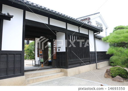 Kurashiki's streets 14693350