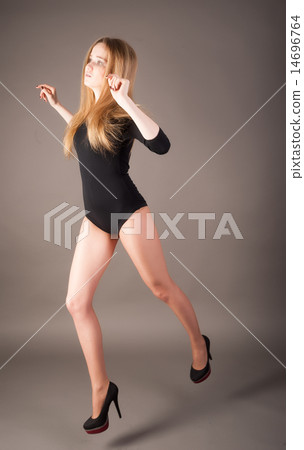 Beautiful athletic woman 14696764
