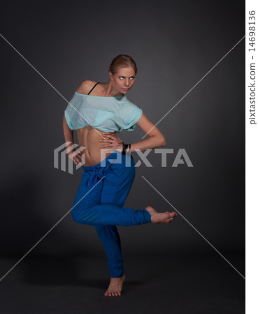 beautiful woman in motion beautiful woman in motion 14698136